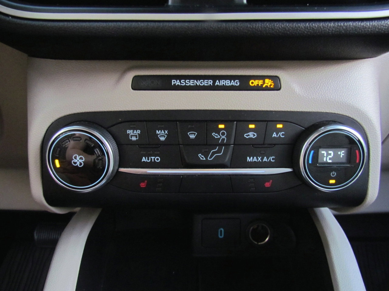 Used 2020 Ford Escape SE FWD image 37