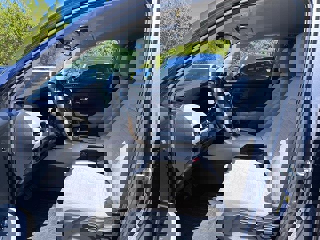 Used 2025 Honda HR-V LX image 5