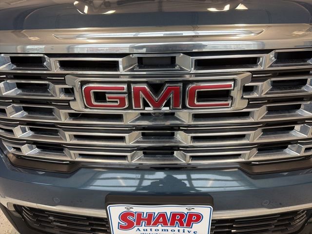 Used 2025 GMC Acadia Denali w/ Super Cruise Package image 12