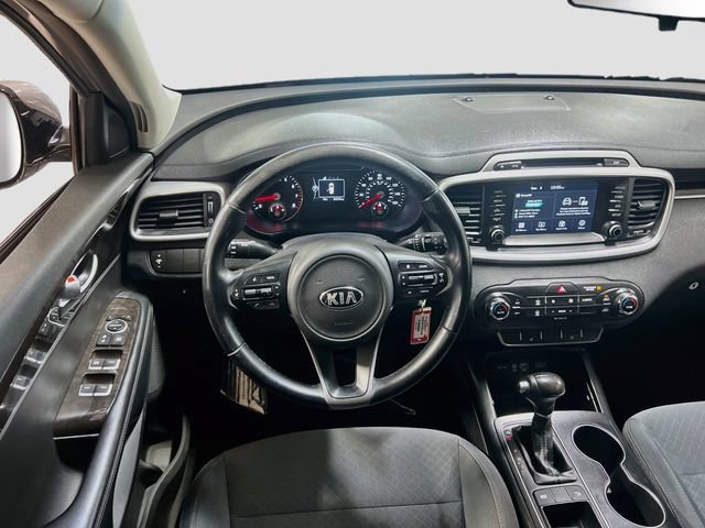 Used 2018 Kia Sorento FWD image 22