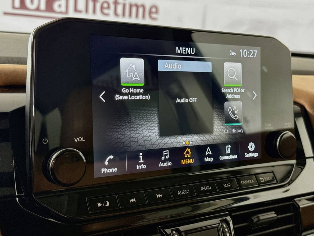 Certified 2024 Nissan Pathfinder Platinum w/ Black Appearance Package AWD/4WD image 8