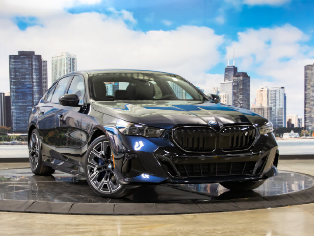 New 2027 BMW i5 xDrive40 w/ M Sport Package AWD/4WD image 1