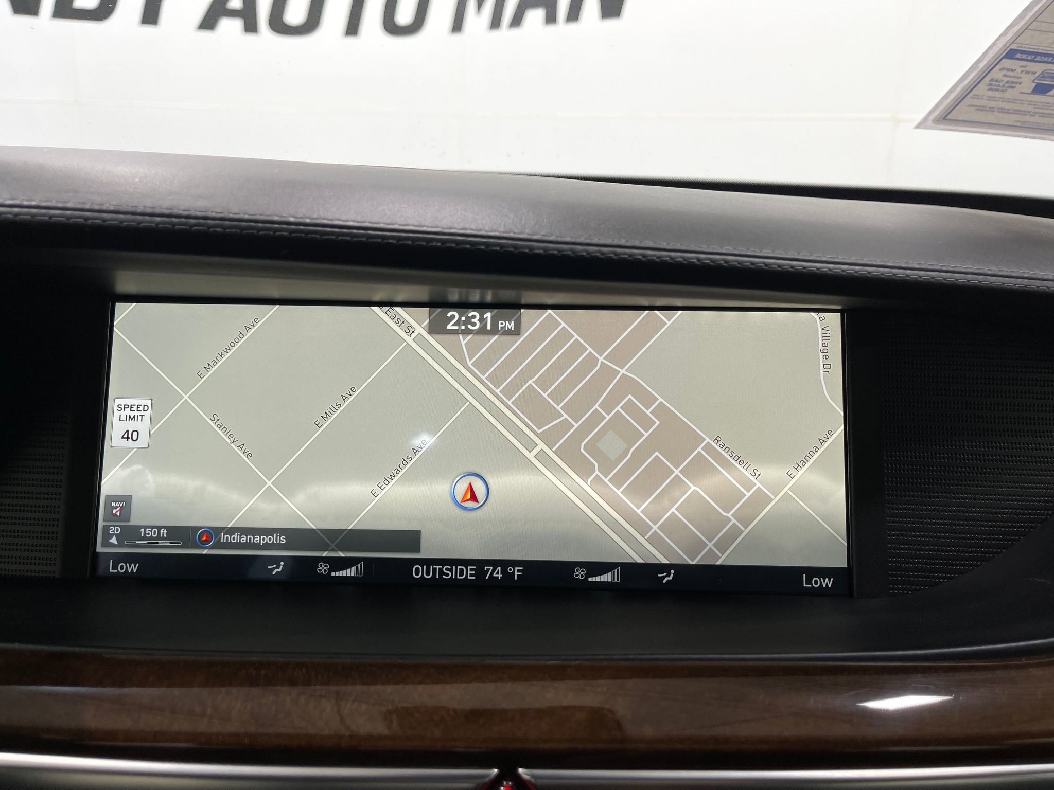 Used 2018 Genesis G90 3.3T Premium AWD/4WD image 10