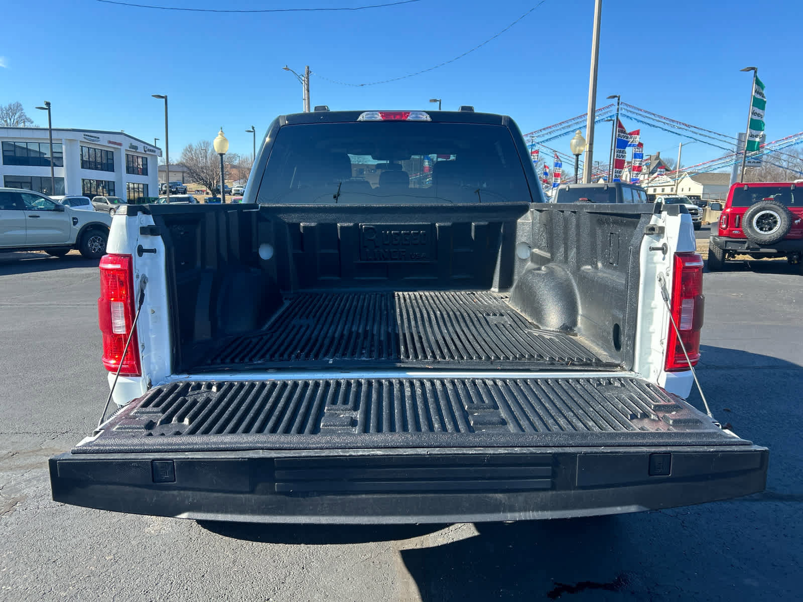 Used 2023 Ford F150 XLT AWD/4WD image 7