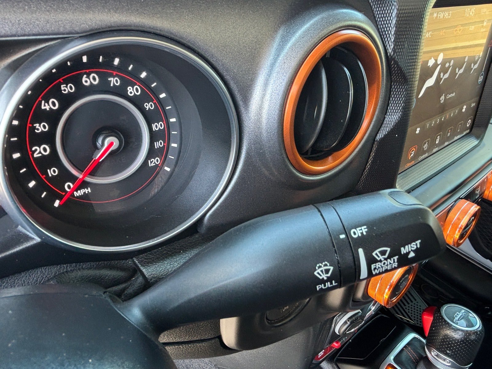 Used 2020 Jeep Gladiator Mojave AWD/4WD image 25