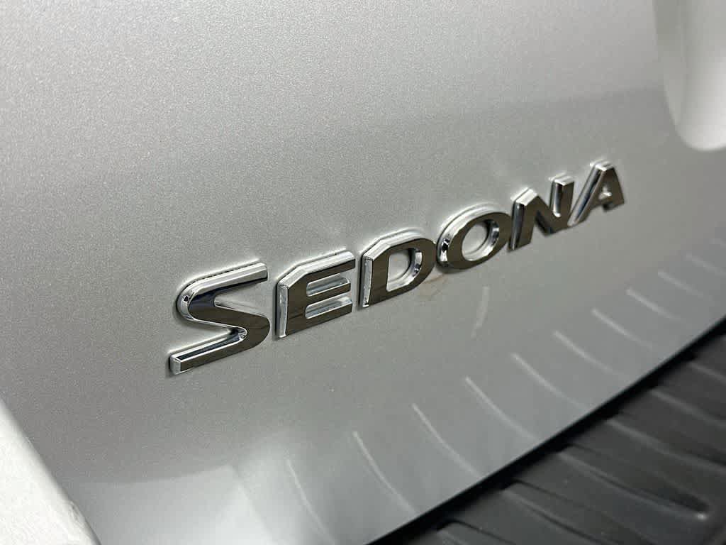 Used 2018 Kia Sedona L FWD image 7