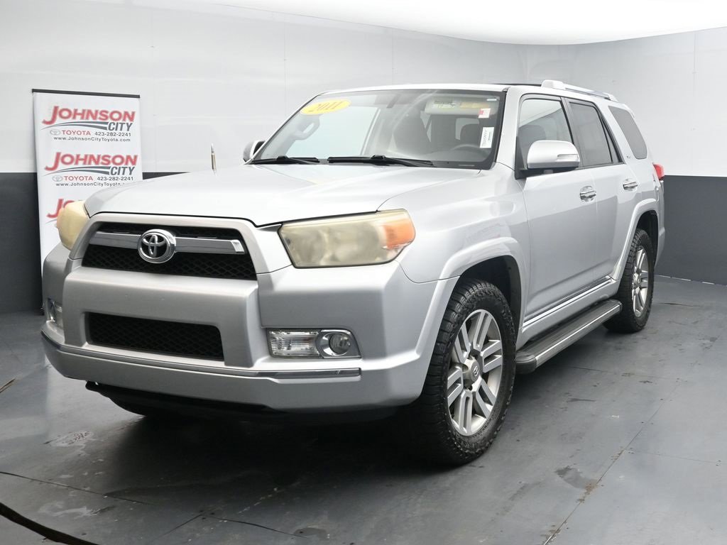 Used 2011 Toyota 4Runner SR5 w/ Convenience Pkg image 4