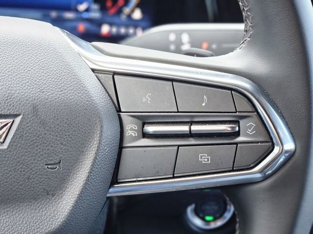 Used 2025 Chevrolet Suburban Z71 image 18