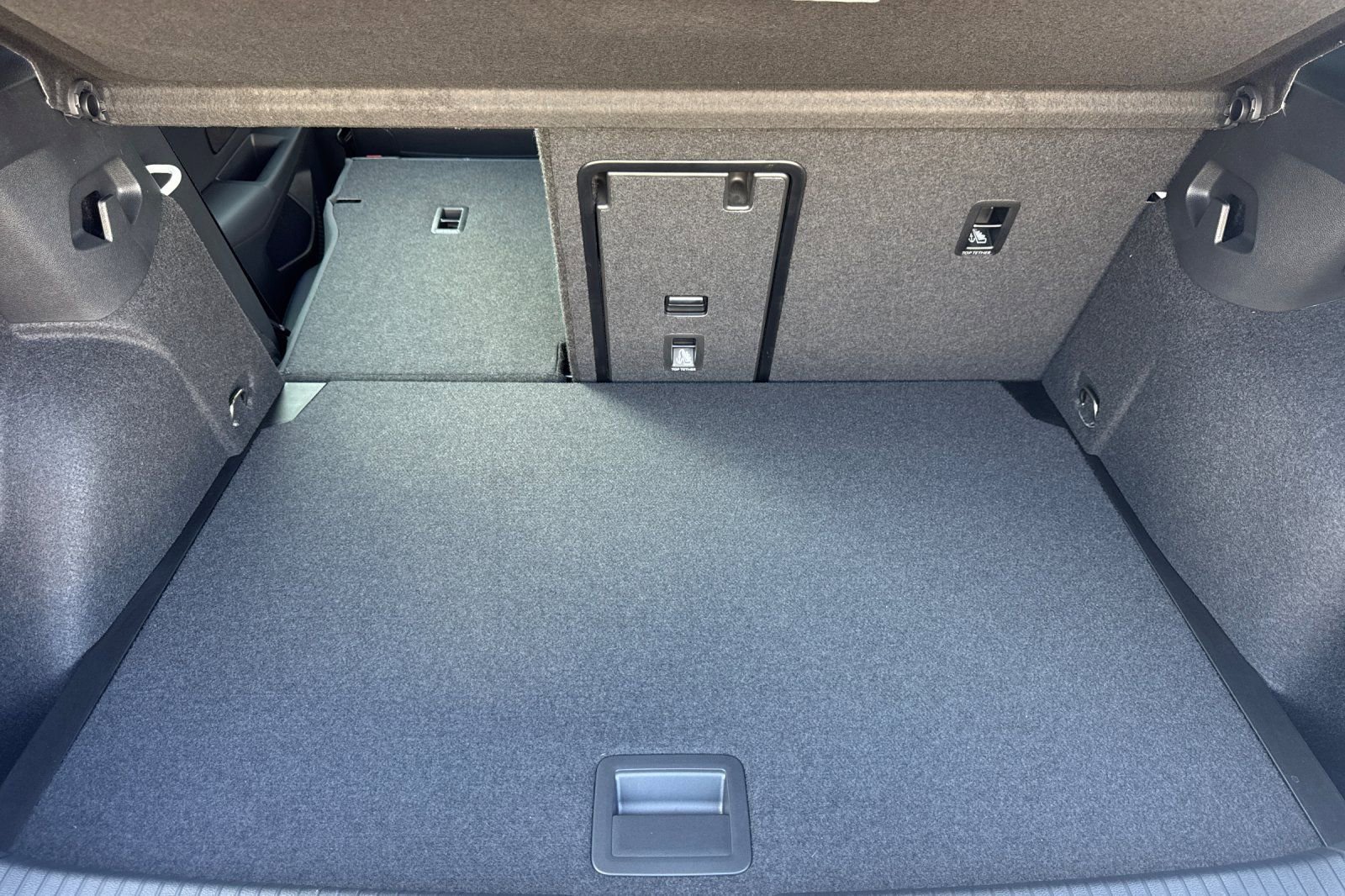 New 2025 Volkswagen GTI SE image 13