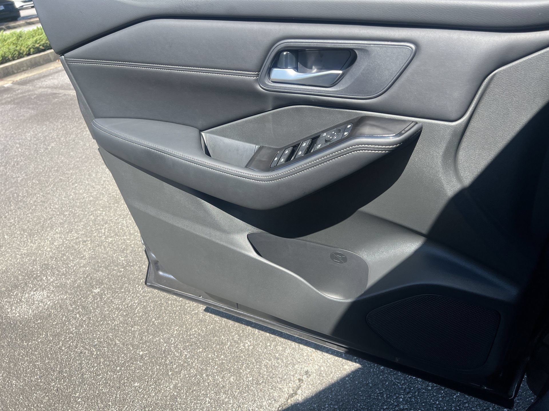 New 2026 Nissan Rogue Dark Armor FWD image 15