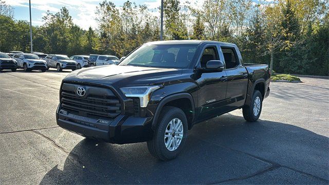 New 2026 Toyota Tundra SR5 w/ SR5 Convenience Package image 2