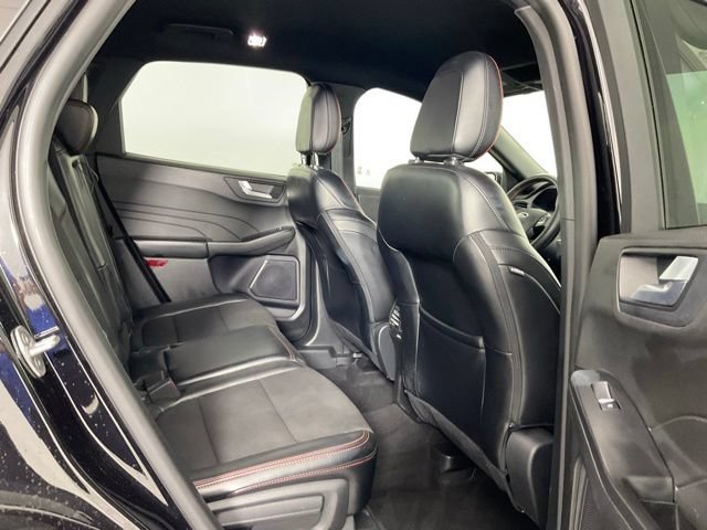 Used 2024 Ford Escape ST-Line FWD image 17