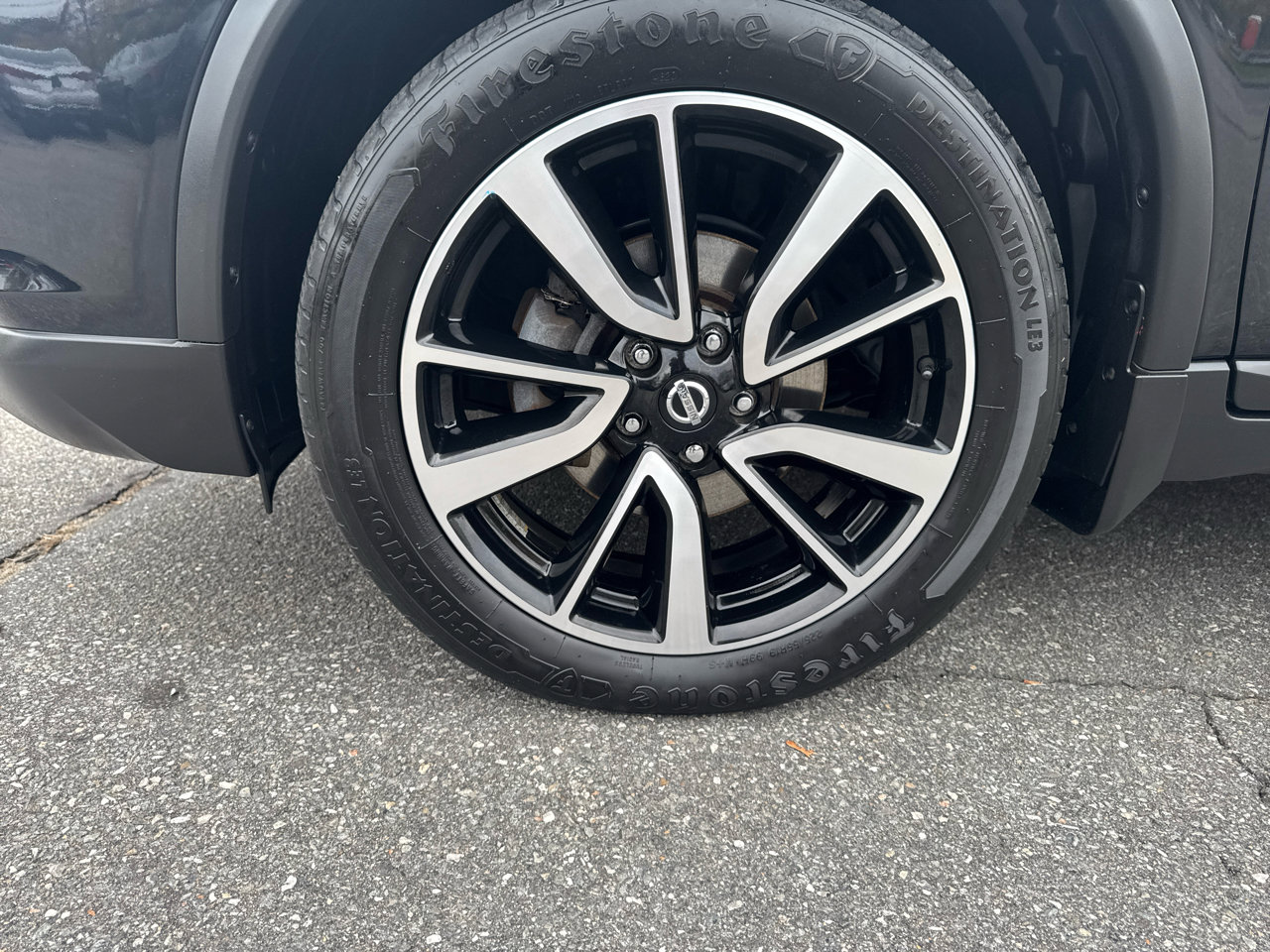 Used 2017 Nissan Rogue SL w/ SL Premium Package image 15