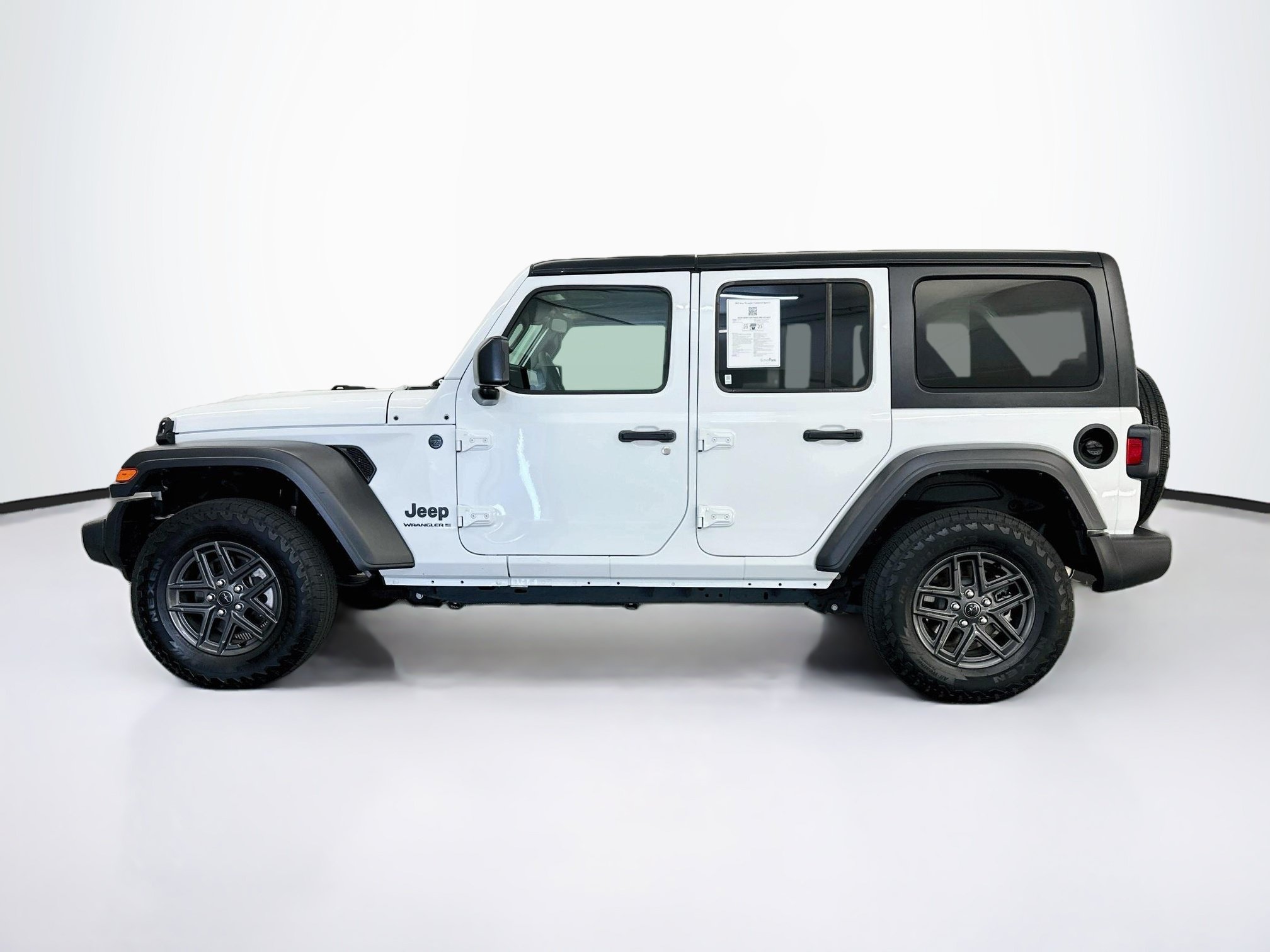 Used 2025 Jeep Wrangler Unlimited Sport AWD/4WD image 4