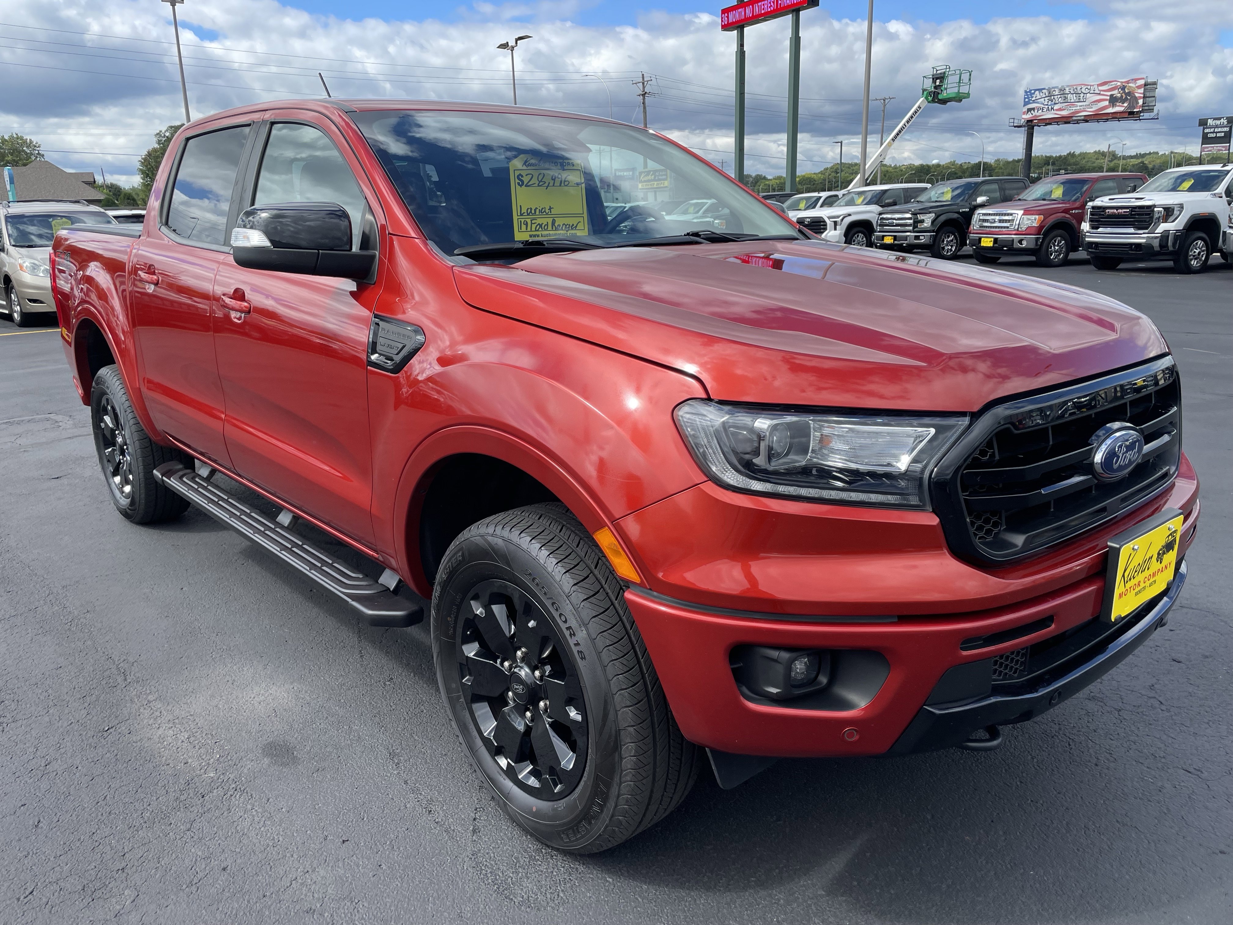 Used 2019 Ford Ranger Lariat w/ Equipment Group 501A Mid image 2