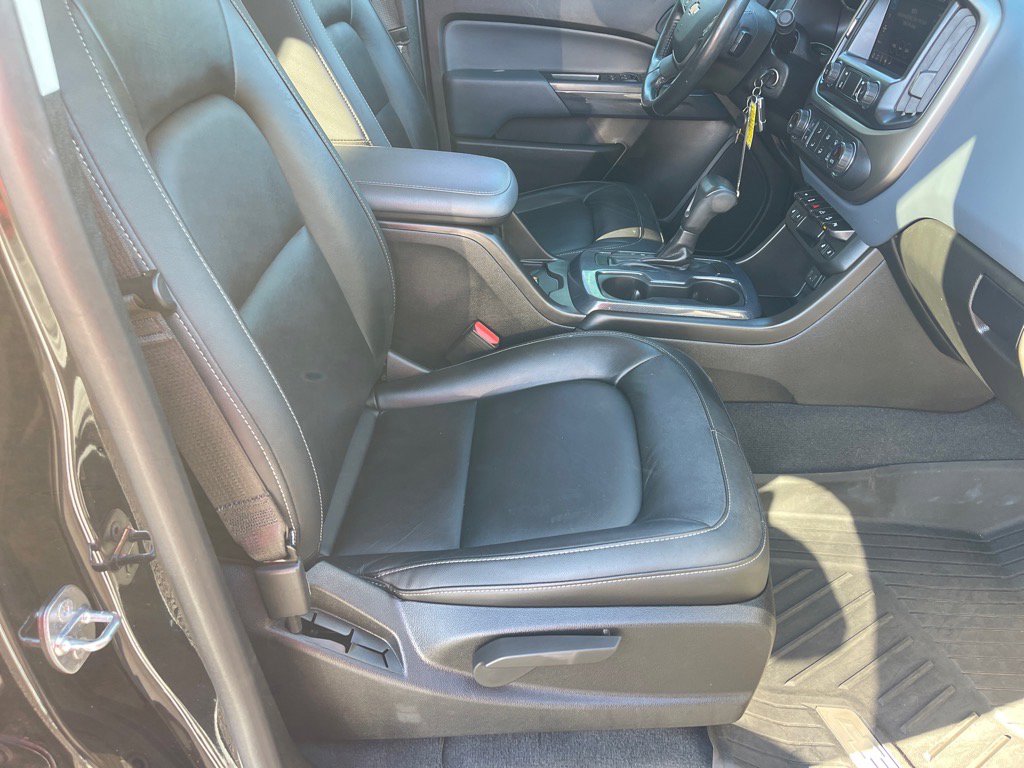 Used 2021 Chevrolet Colorado Z71 w/ Z71 Midnight Edition image 19