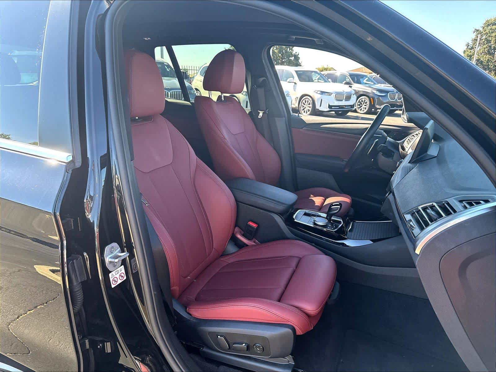 Used 2024 BMW X3 xDrive30i w/ Premium Package w/ZPA AWD/4WD image 29