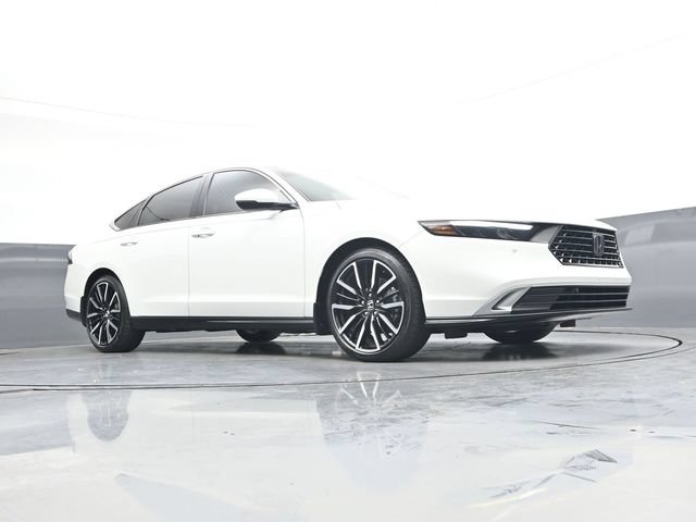 Used 2025 Honda Accord Touring image 30
