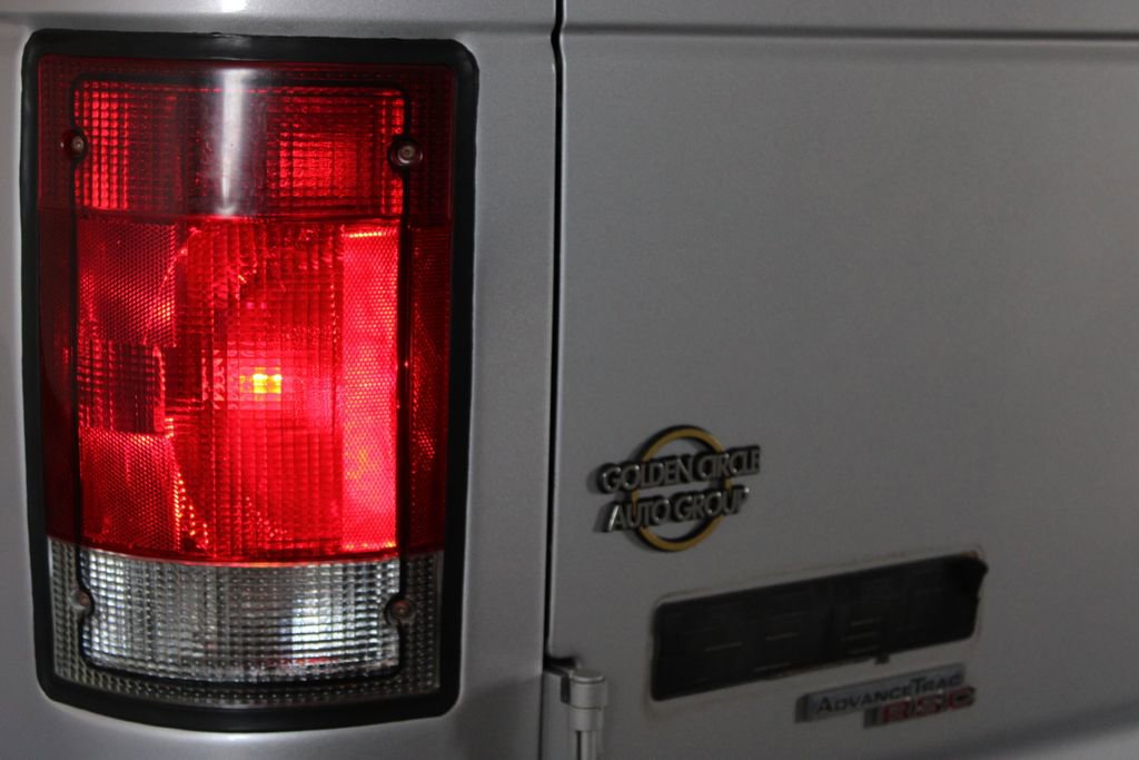 Used 2012 Ford E-350 and Econoline 350 XLT image 44