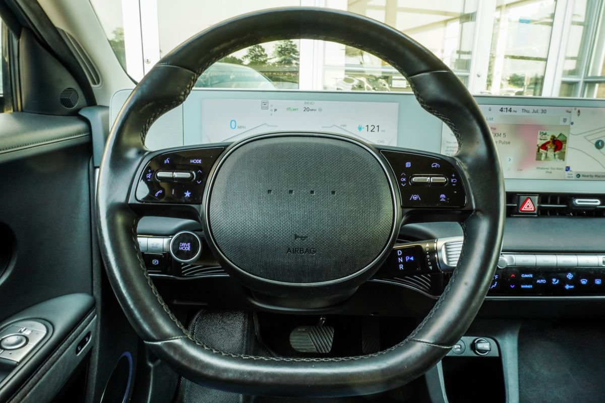 Used 2023 Hyundai Ioniq 5 Limited AWD/4WD image 14