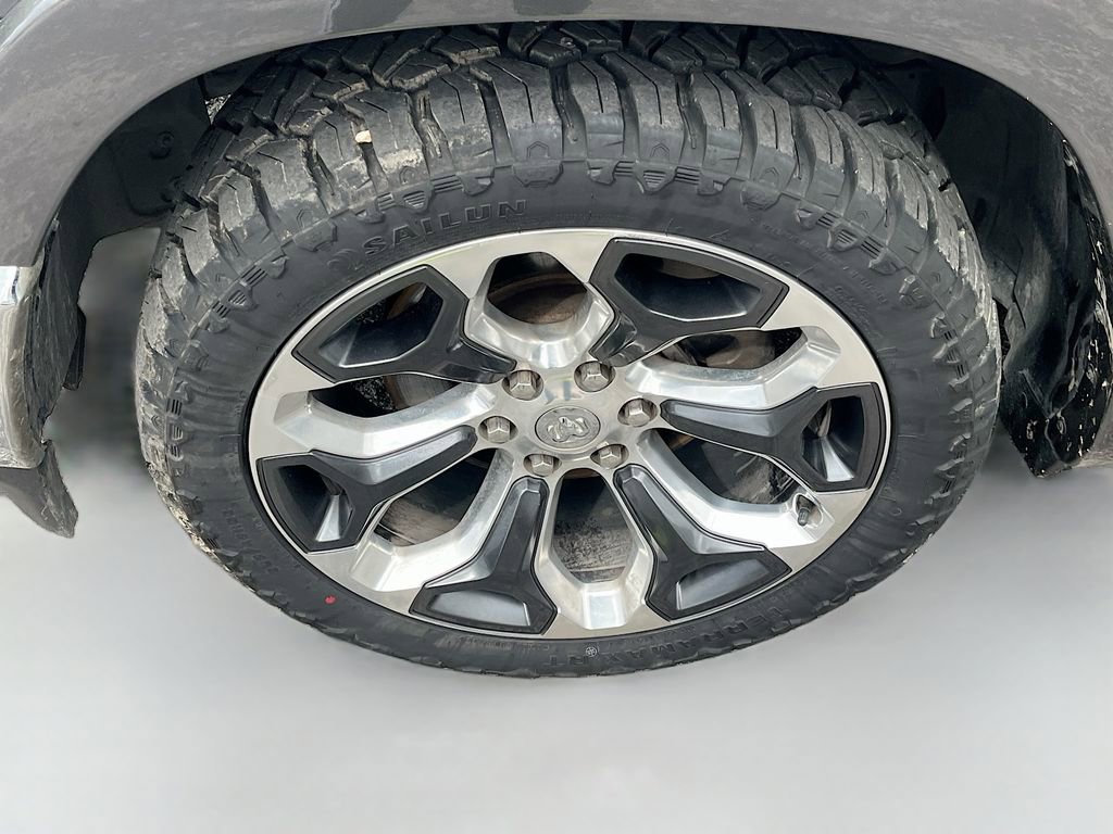 Used 2020 RAM 1500 Limited image 33