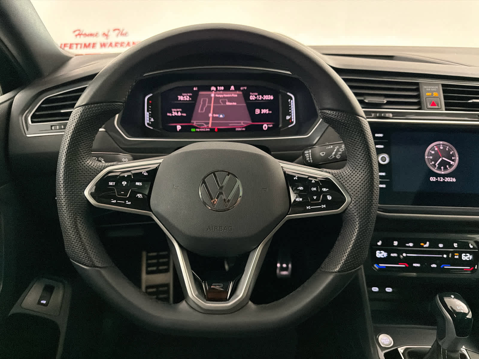 Used 2024 Volkswagen Tiguan SEL R-Line image 17