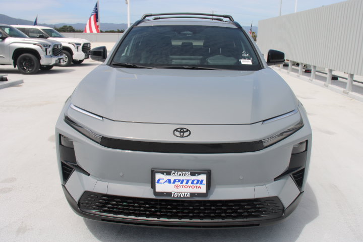 New 2026 Toyota C-HR AWD/4WD image 7