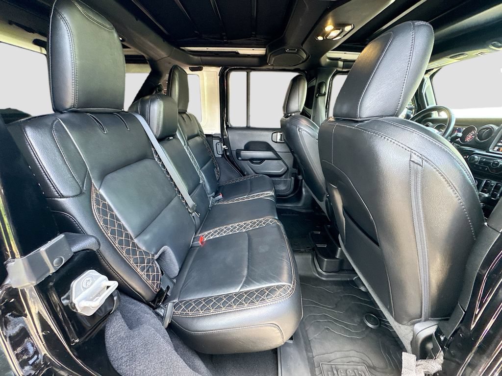 Used 2021 Jeep Wrangler Unlimited Sahara AWD/4WD image 29