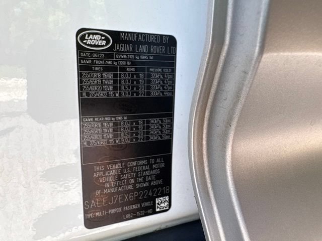 Certified 2023 Land Rover Defender 110 S AWD/4WD image 4