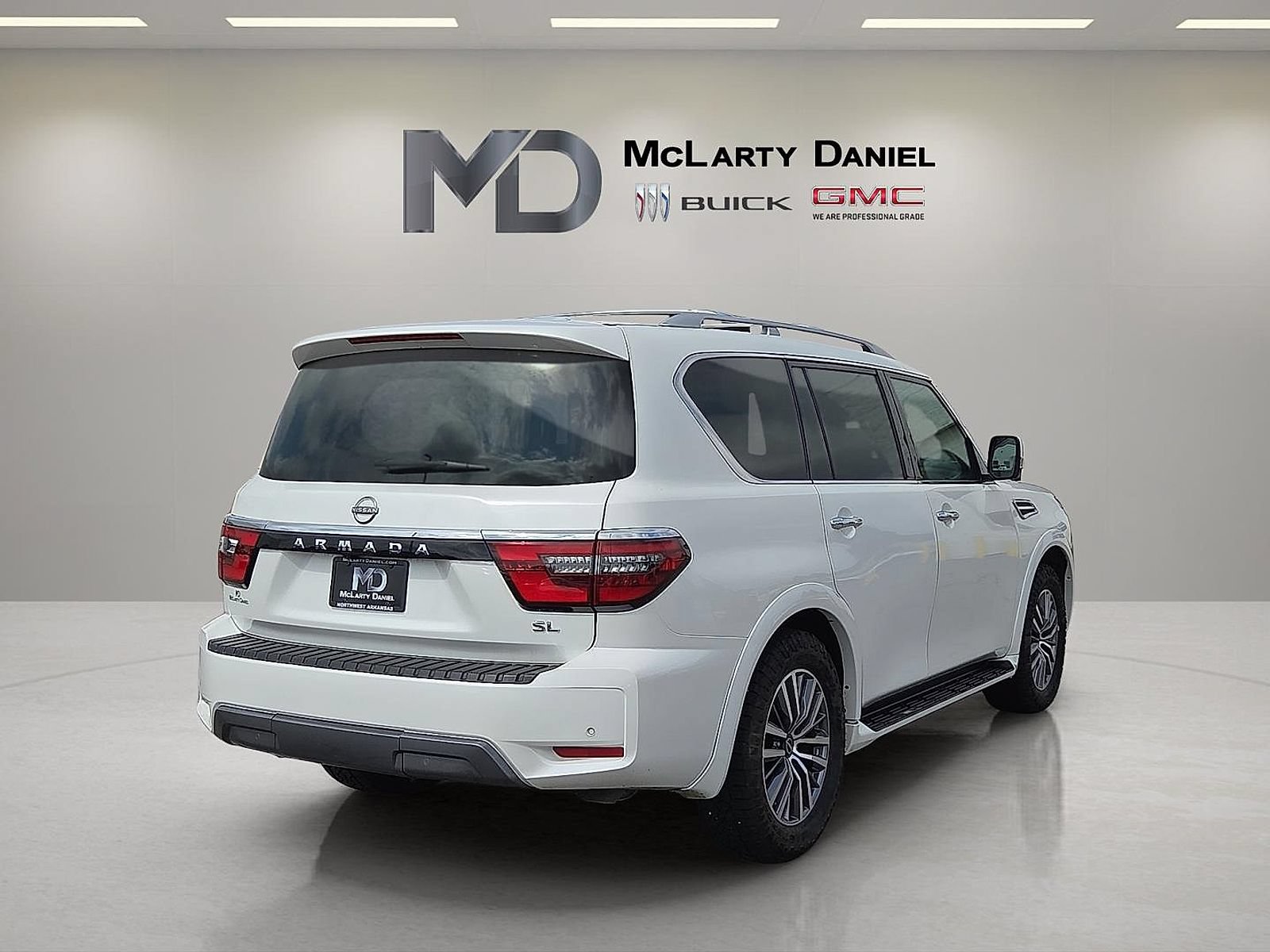 Used 2024 Nissan Armada SL w/ Cargo Package AWD/4WD image 14