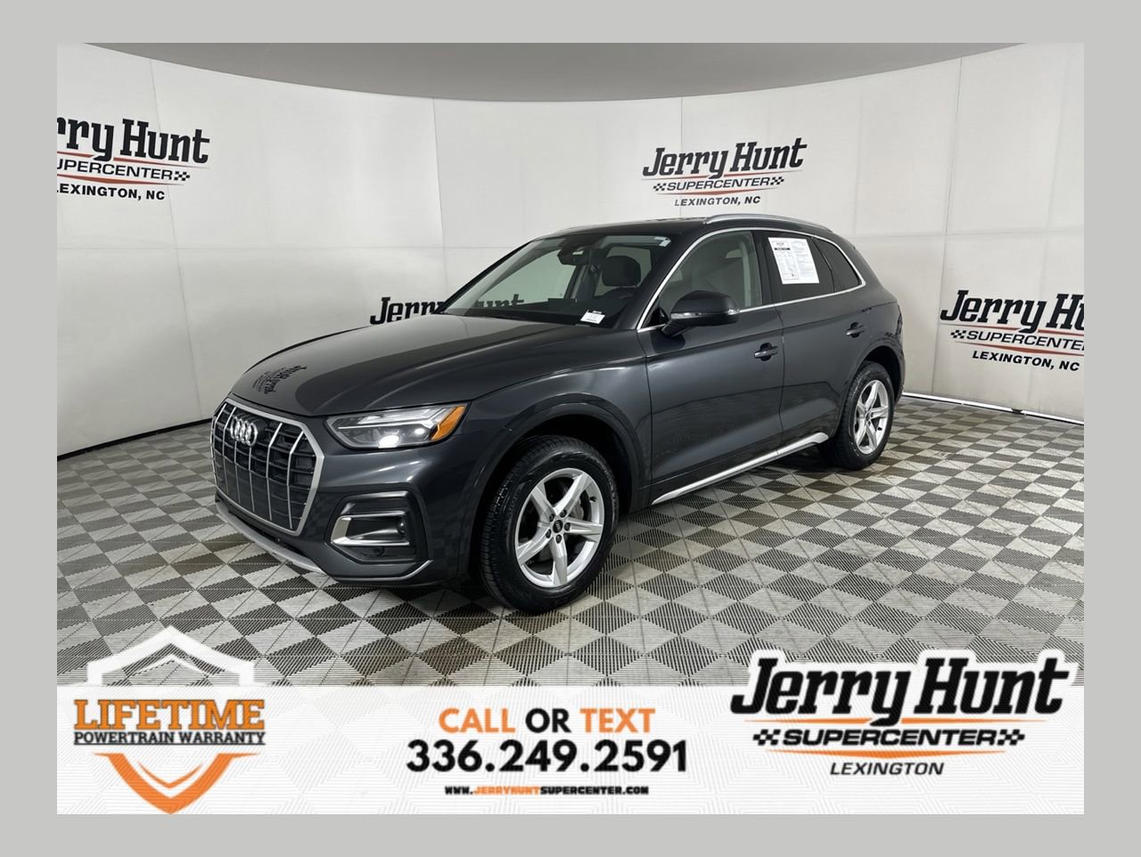 Used 2023 Audi Q5 2.0T Premium w/ Convenience Package AWD/4WD image 1