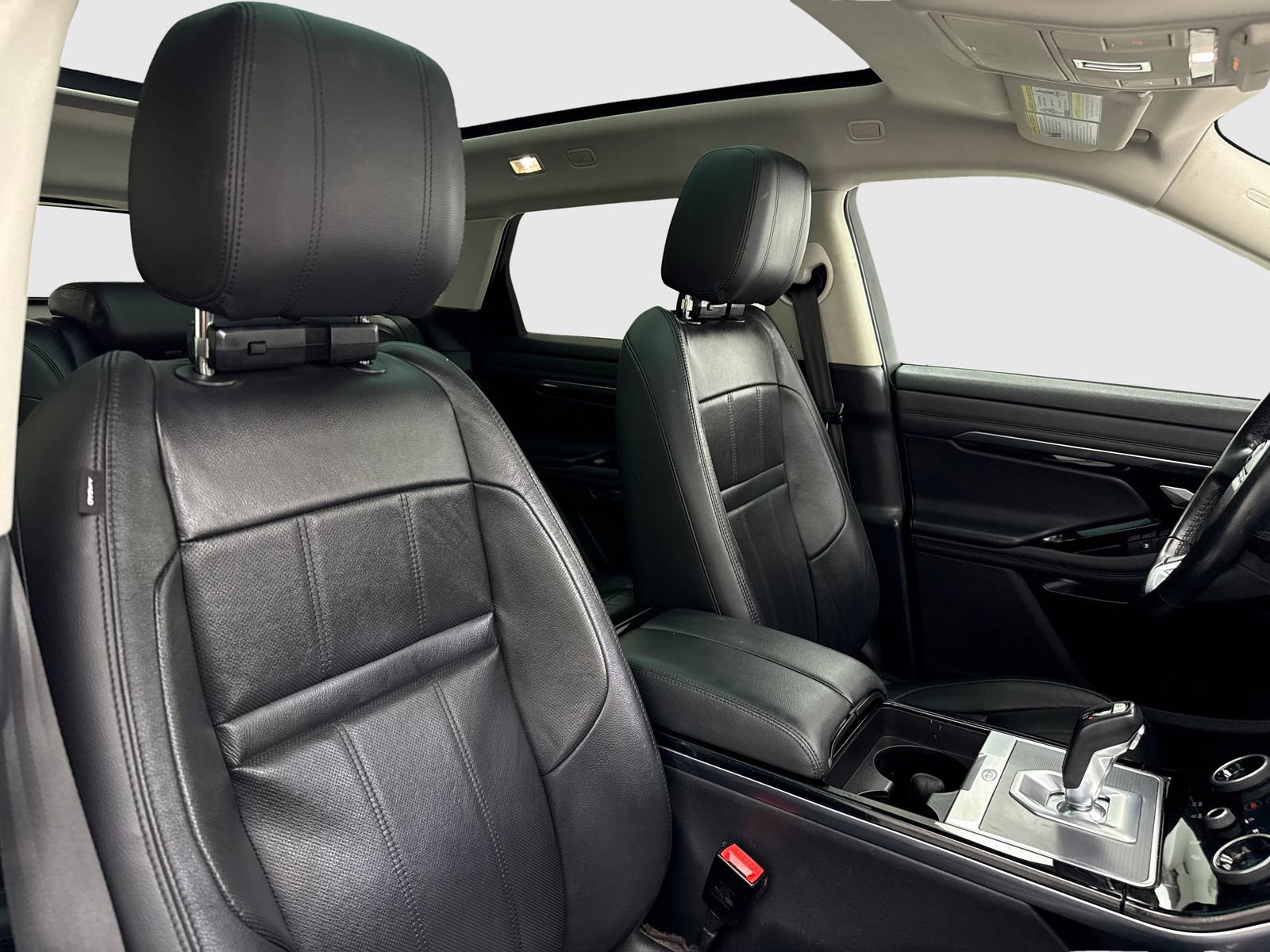 Used 2020 Land Rover Range Rover Evoque SE AWD/4WD image 41