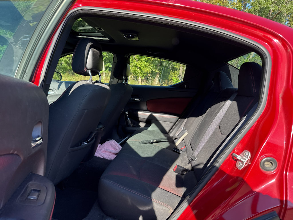 Used 2012 Dodge Avenger SXT Plus FWD image 9