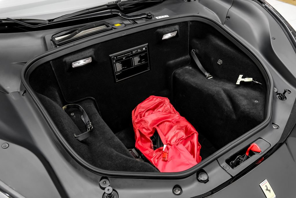 Used 2018 Ferrari 488 Spider RWD image 61