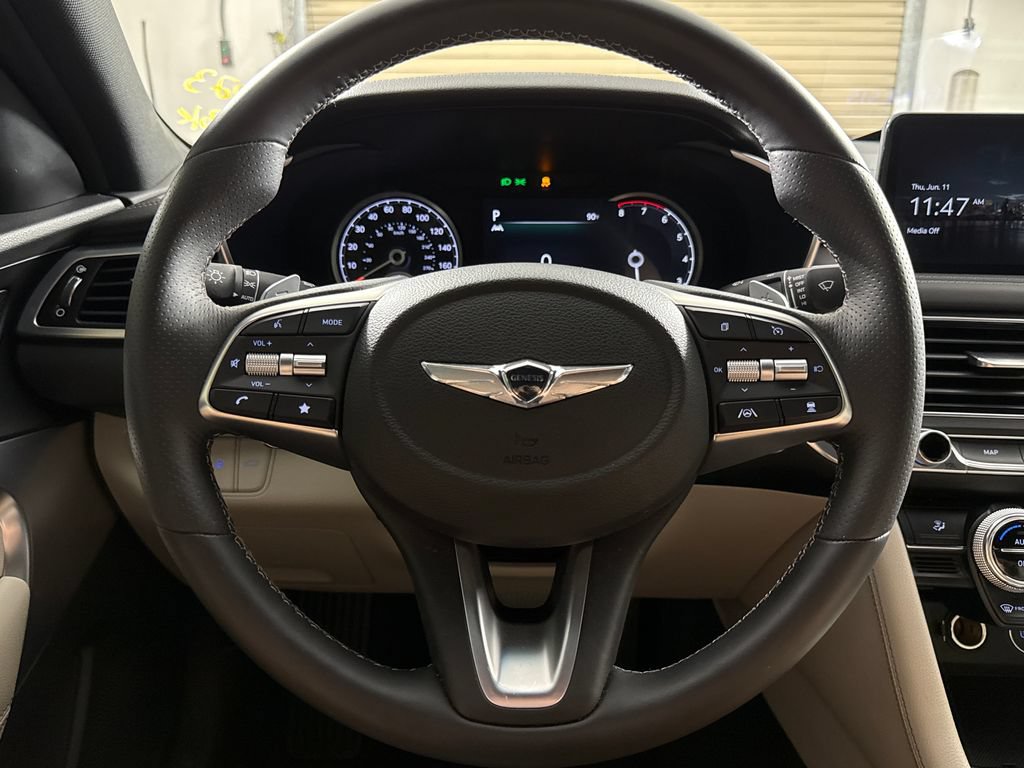 Used 2023 Genesis G70 2.0T RWD image 16