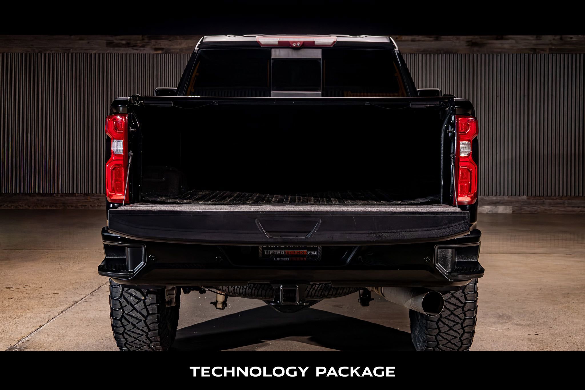 Used 2021 Chevrolet Silverado 2500 LTZ w/ LTZ Plus Package AWD/4WD image 8