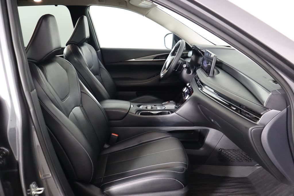 Used 2023 INFINITI QX60 Luxe w/ Cargo Package FWD image 19