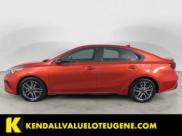 Used 2022 Kia Forte GT-Line w/ GT-Line Premium Package image 2