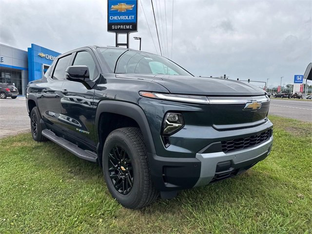 New 2025 Chevrolet Silverado EV LT