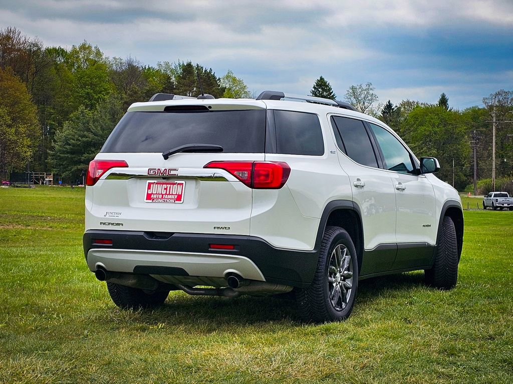 Used 2019 GMC Acadia SLT AWD/4WD image 3