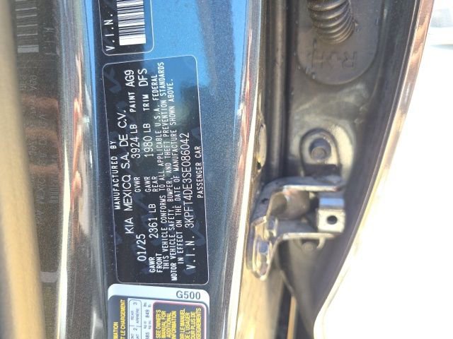 Used 2025 Kia K4 FWD image 28