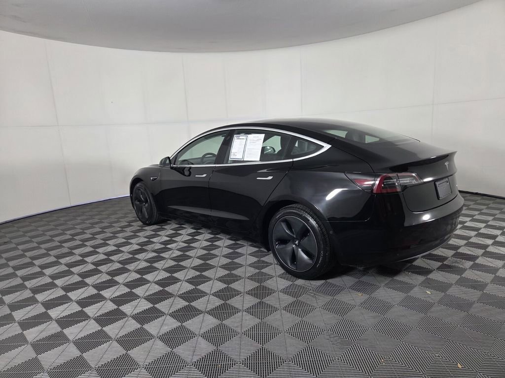 Used 2020 Tesla Model 3 Standard Range Plus RWD image 7