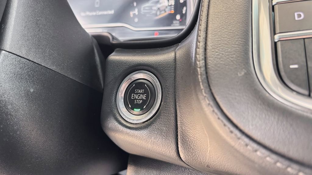 Used 2022 Chevrolet Suburban Z71 w/ Z71 Off-Road Package image 21