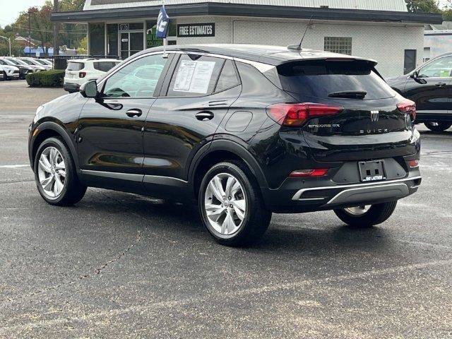 Certified 2024 Buick Encore GX Preferred w/ Advanced Technology Package FWD image 3