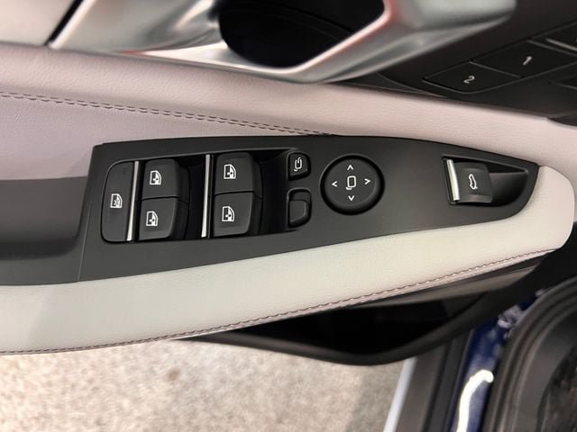 New 2026 BMW X5 xDrive40i w/ Climate Comfort Package AWD/4WD image 19