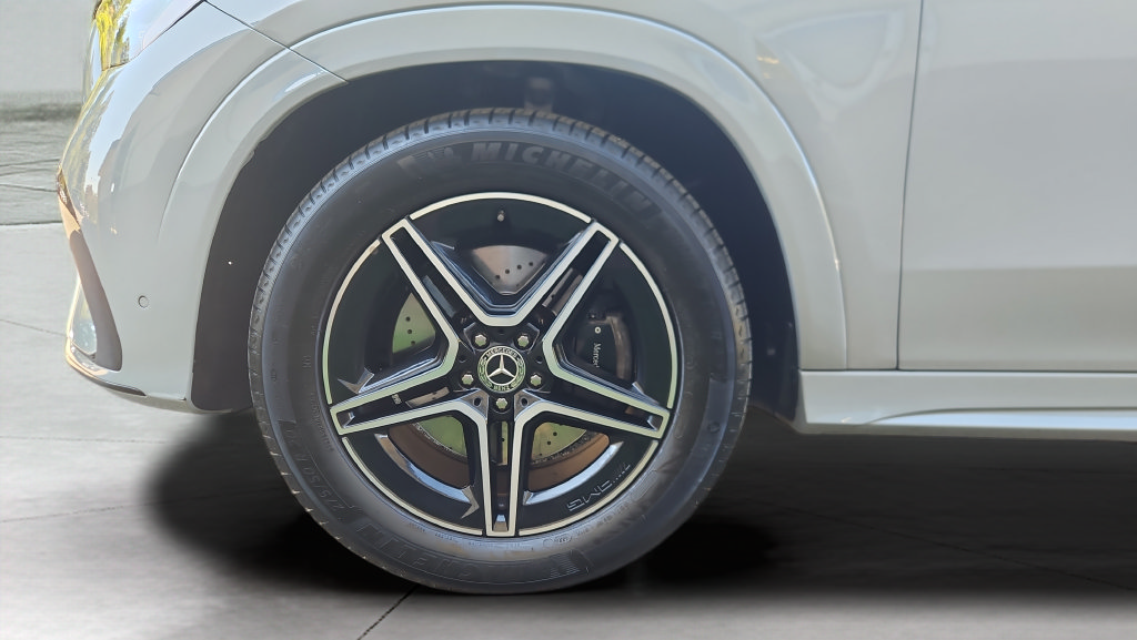 Certified 2024 Mercedes-Benz GLE 450 4MATIC image 9