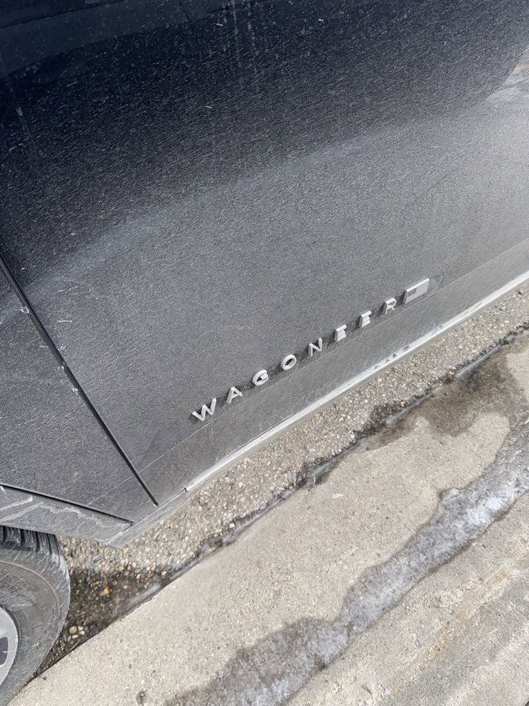 Used 2022 Jeep Wagoneer Series III w/ Premium Group I image 6