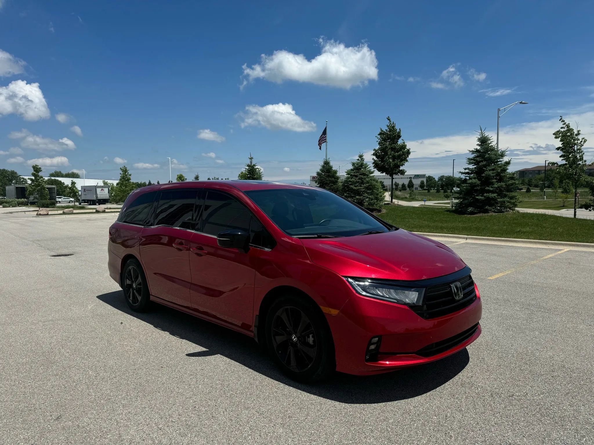 Used 2023 Honda Odyssey Sport image 3