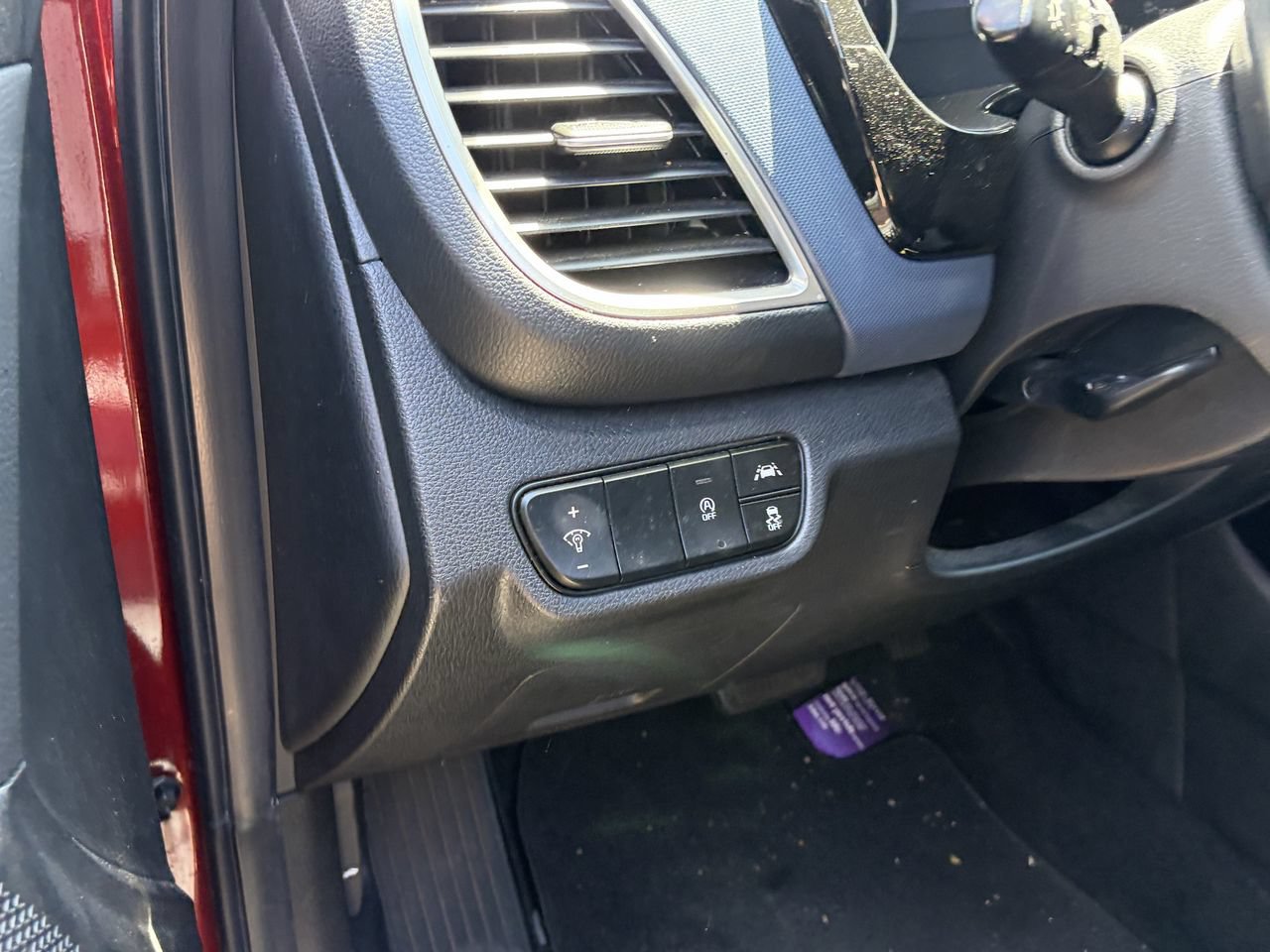 Used 2022 Kia Seltos S FWD image 8