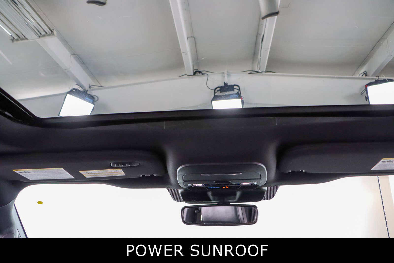 Used 2022 Ford F150 Lariat w/ Equipment Group 502A High image 24